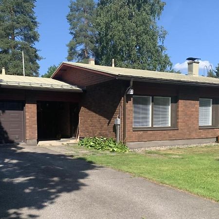 Omakotitalo 100M2, 3 Makuuhuonetta Joensuu Appartement Buitenkant foto